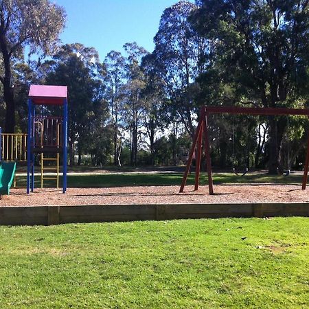 Mallacoota'S Shady Gully Caravan Park Exterior photo