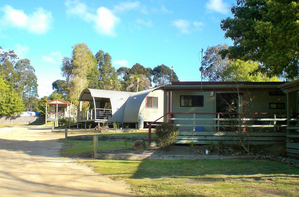 Mallacoota'S Shady Gully Caravan Park Exterior photo