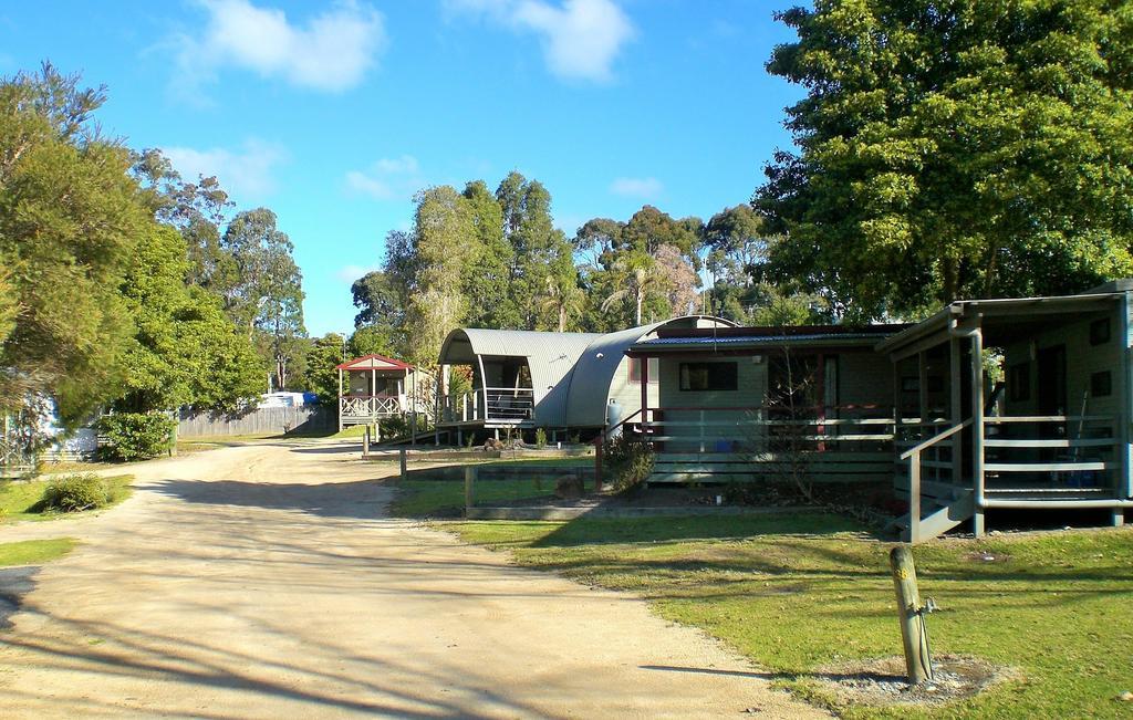 Mallacoota'S Shady Gully Caravan Park Exterior photo